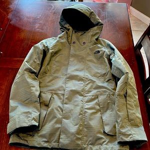 North face woman’s coat